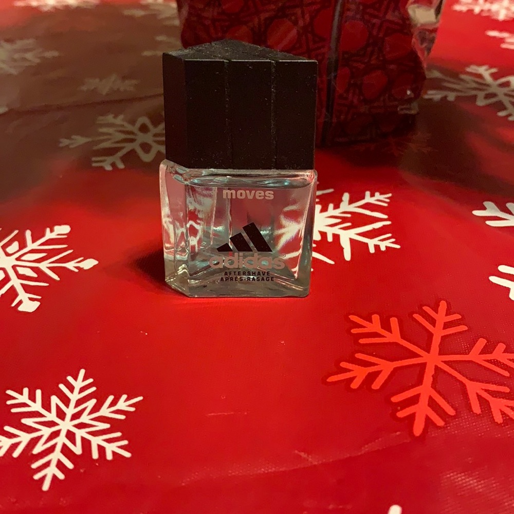 Moves adidas aftershave.